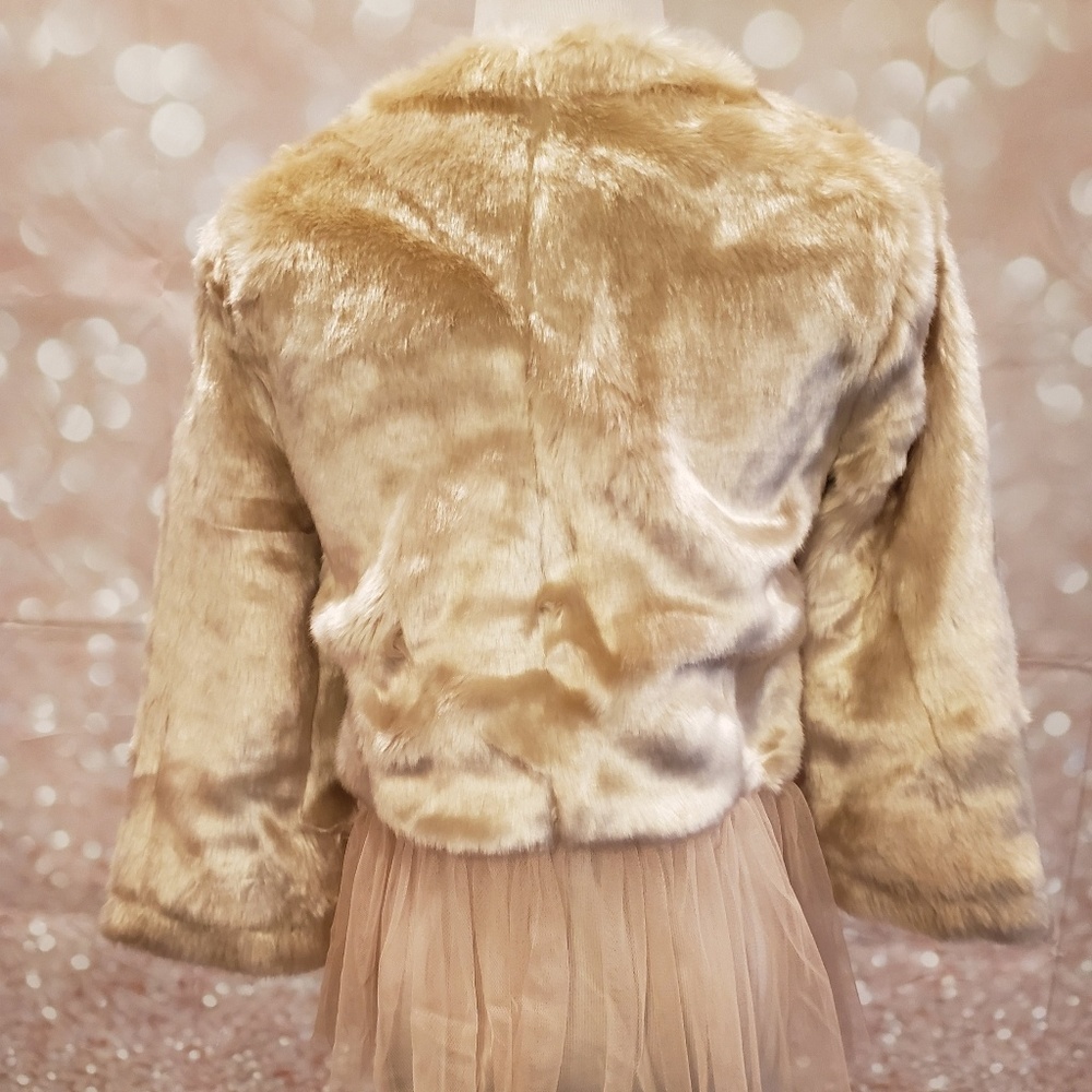 2 for $40 NWT Ryu Luxury Faux Fur Jacket - Picture 5 of 8